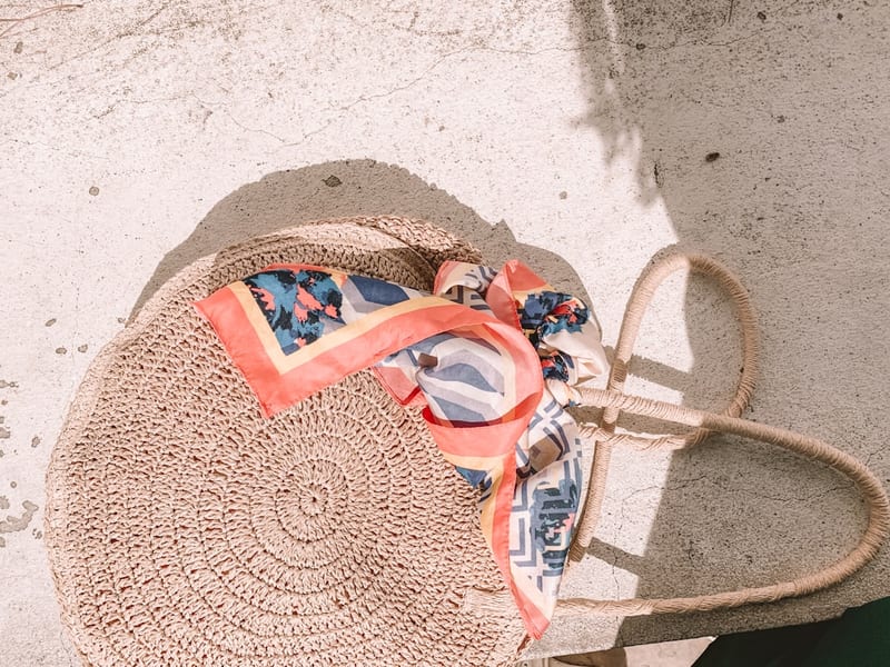 Accessoires pour porter avec une robe en lin